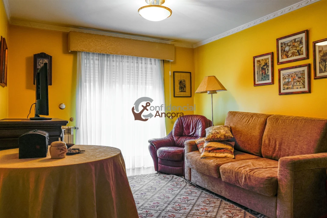 Apartamento T3 para Venda em Gouveia (São Pedro e São Julião) Foto 1