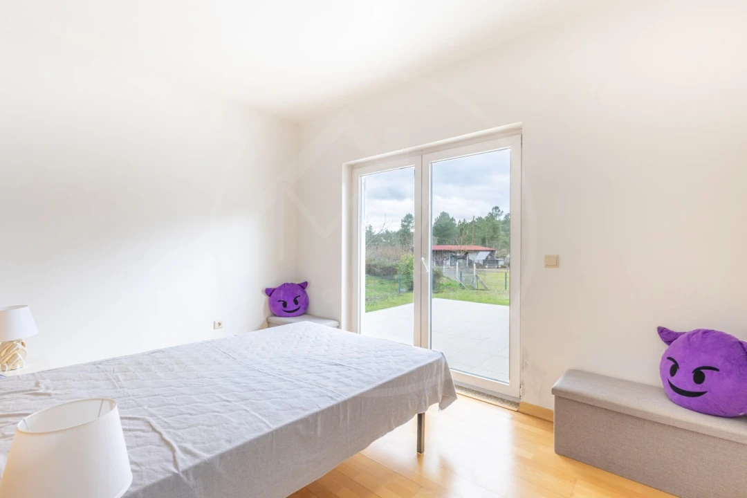 Moradia T3 para Venda em Bornes de Aguiar Foto 9