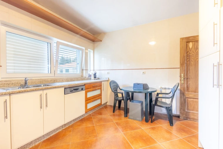 Moradia T3 para Venda em Bornes de Aguiar Foto 3