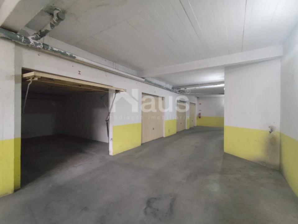 Garagem para Arrendamento em Montijo e Afonsoeiro Foto 1