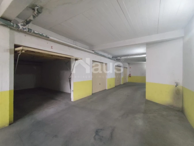 Garagem para Arrendamento em Montijo e Afonsoeiro Foto 1