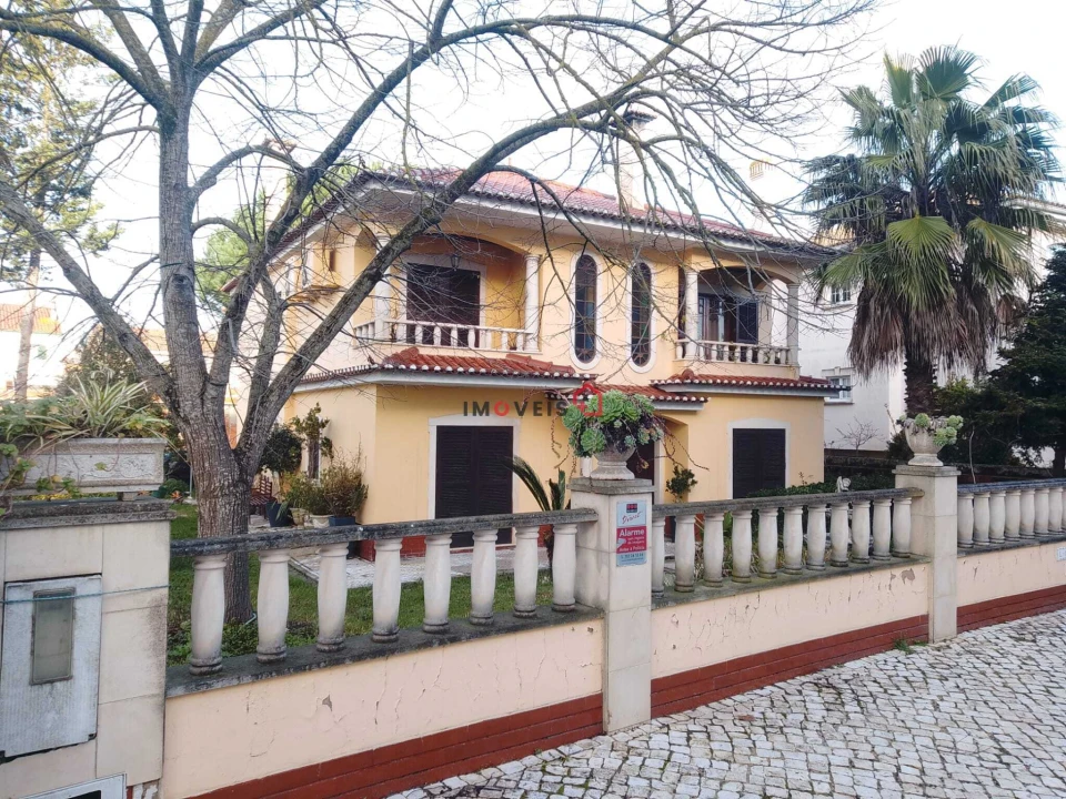 Moradia T3 para Venda em Marvila, Ribeira Santarém, São Salvador, São Nicolau Foto 2