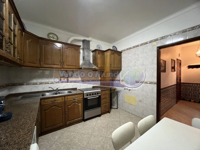 Apartamento T2 para Venda em Algés, Linda-A-Velha e Cruz Quebrada-Dafundo Foto 4