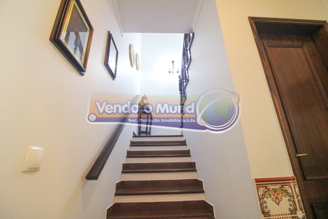 Moradia T6 para Venda em Benavente Foto 18