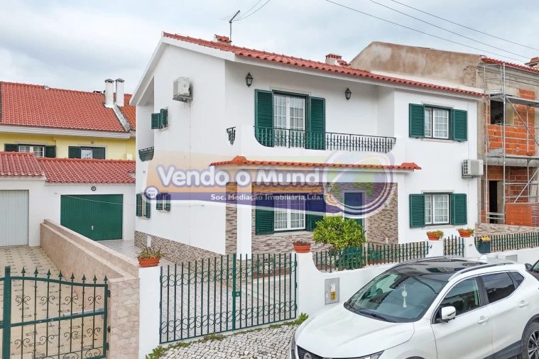 Moradia T6 para Venda em Benavente Foto 6