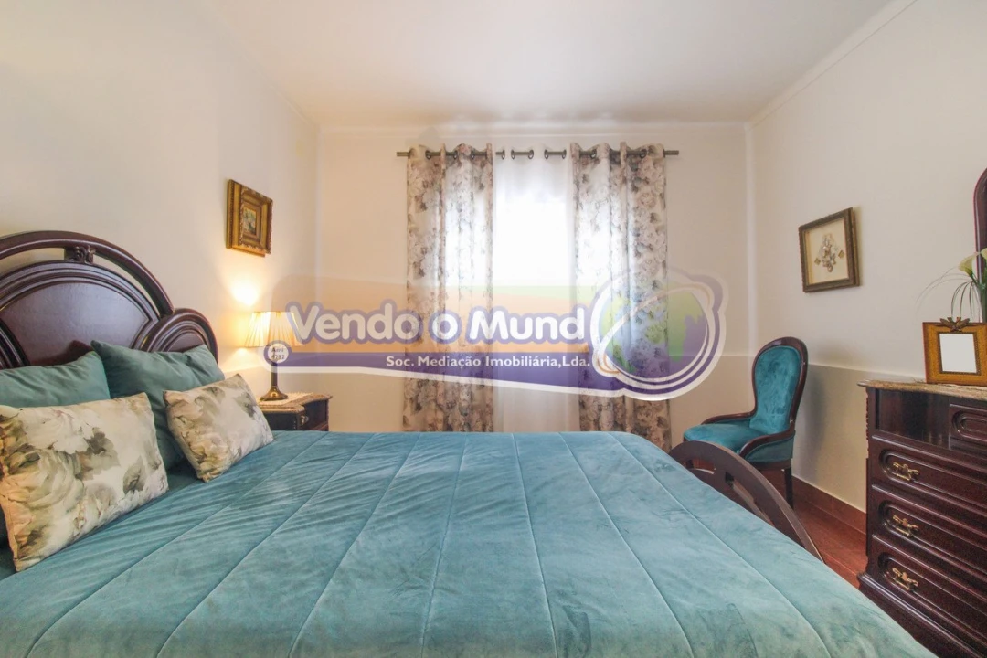 Moradia T6 para Venda em Benavente Foto 13