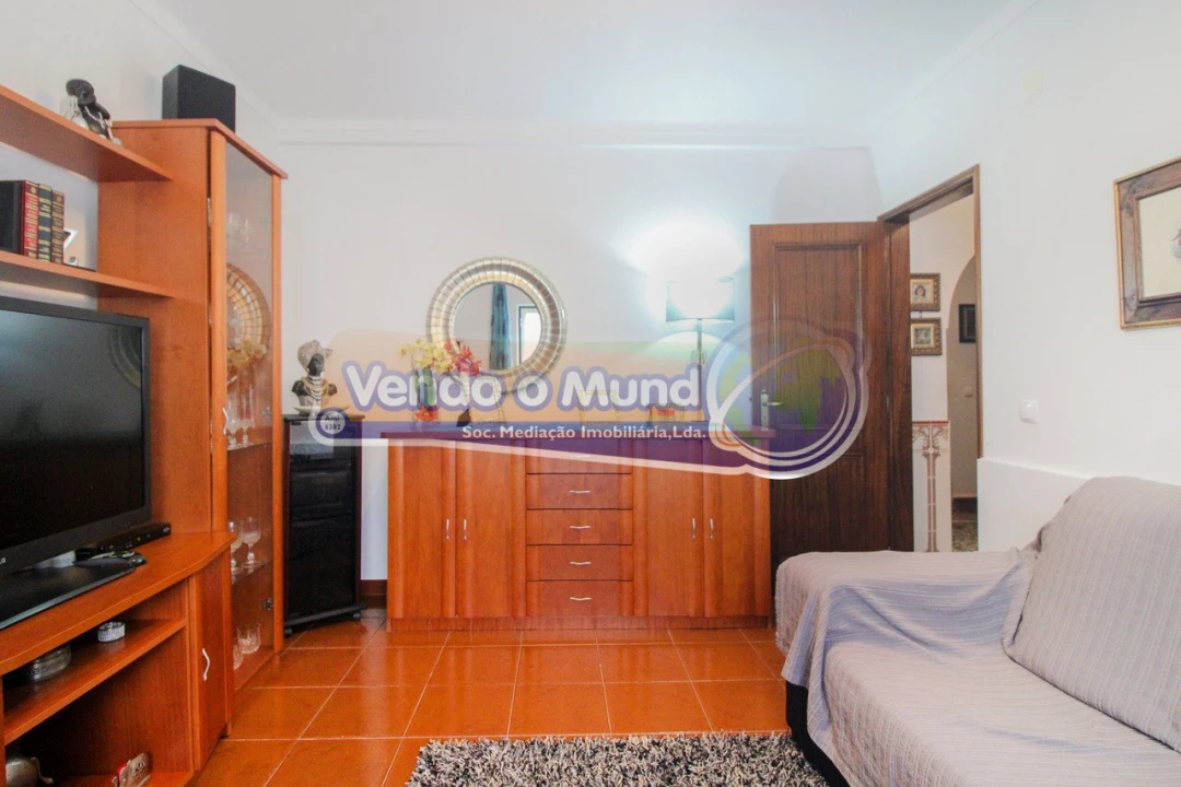 Moradia T6 para Venda em Benavente Foto 8