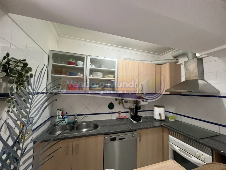 Apartamento T3 para Venda em Carregado e Cadafais Foto 1