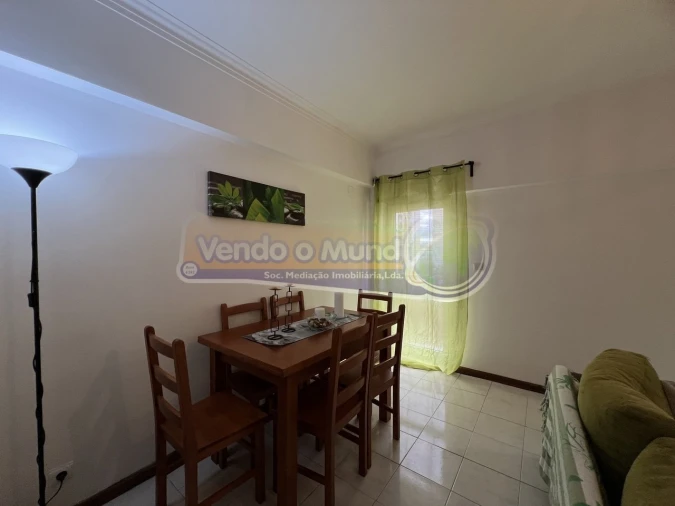 Apartamento T3 para Venda em Carregado e Cadafais Foto 14