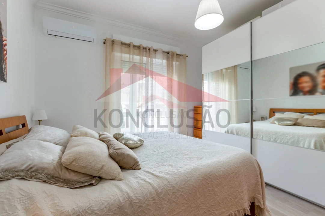 Apartamento T2 para Venda em Alverca do Ribatejo e Sobralinho Foto 17