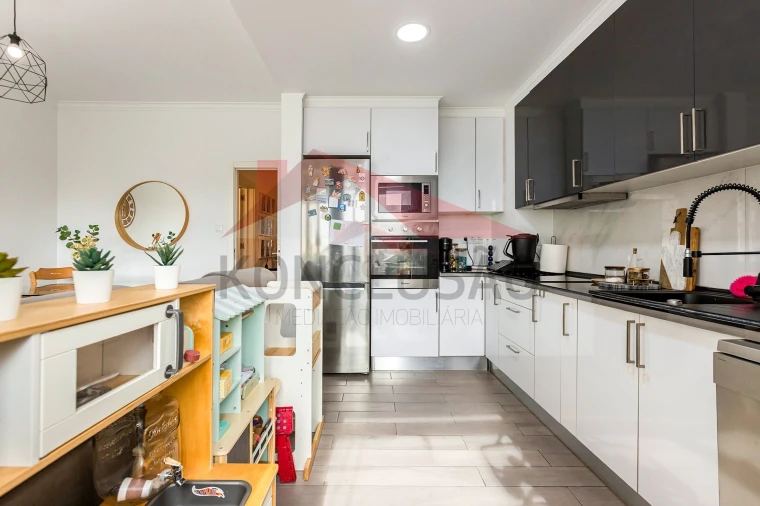 Apartamento T2 para Venda em Alverca do Ribatejo e Sobralinho Foto 9