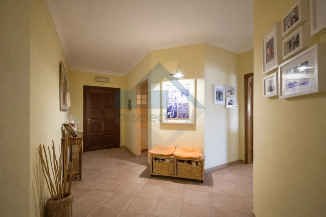 Apartamento T2 para Venda em Loule (São Sebastião) Foto 2