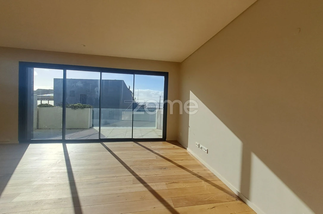 Apartamento T1 para Arrendamento em Perafita, Lavra e Santa Cruz do Bispo Foto 8
