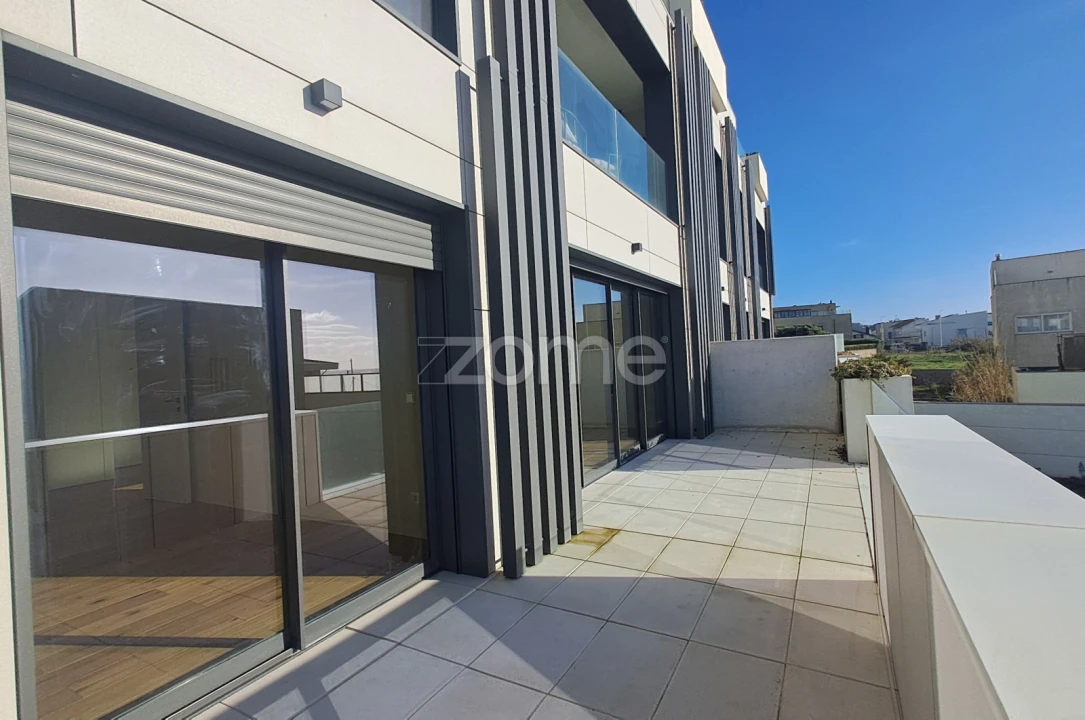 Apartamento T1 para Arrendamento em Perafita, Lavra e Santa Cruz do Bispo Foto 18