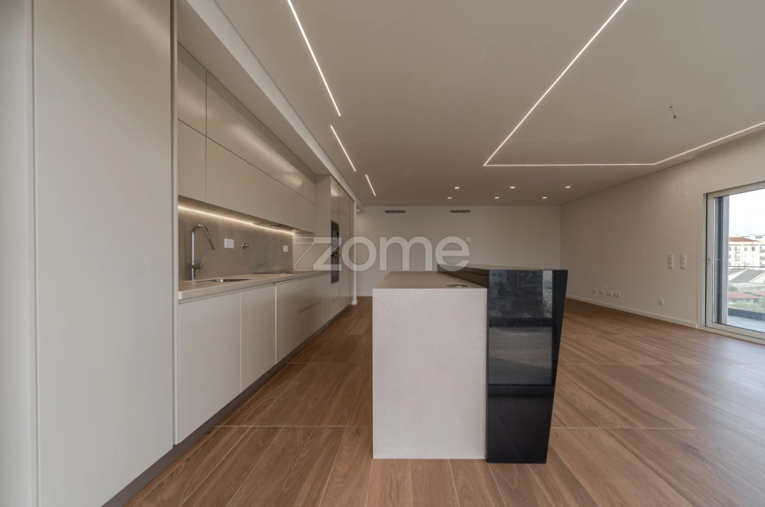 Apartamento T4 para Venda em Montijo e Afonsoeiro Foto 9