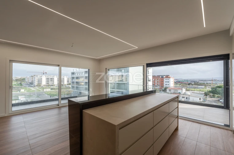 Apartamento T4 para Venda em Montijo e Afonsoeiro Foto 2