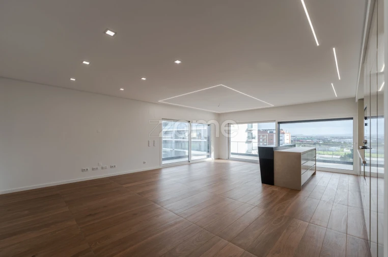 Apartamento T4 para Venda em Montijo e Afonsoeiro Foto 1