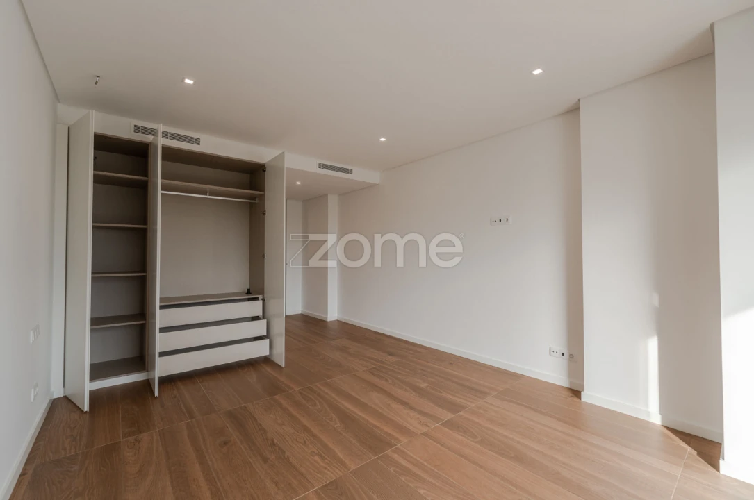 Apartamento T4 para Venda em Montijo e Afonsoeiro Foto 45