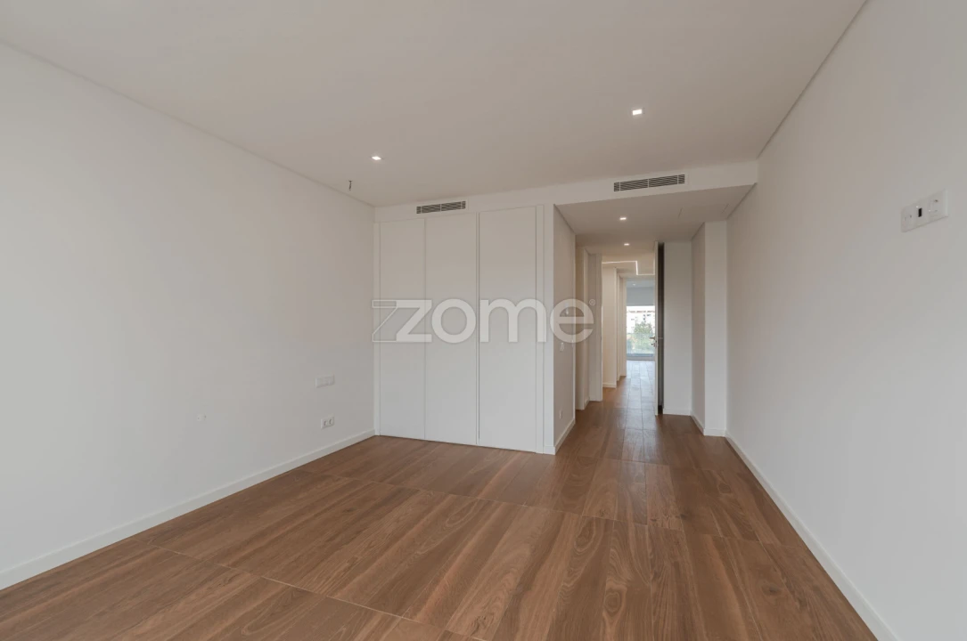 Apartamento T4 para Venda em Montijo e Afonsoeiro Foto 47