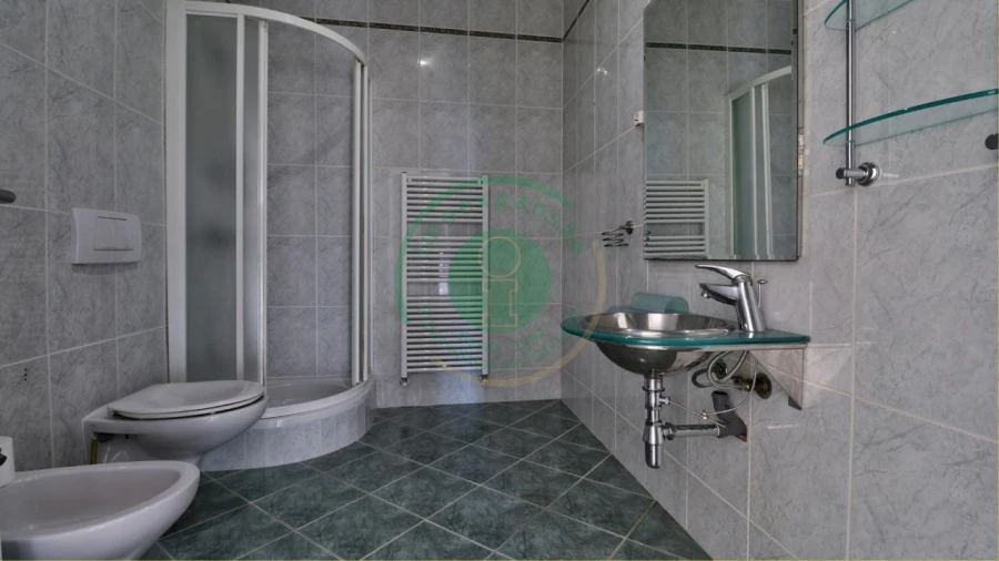 Moradia T4 para Venda em Buarcos Foto 7