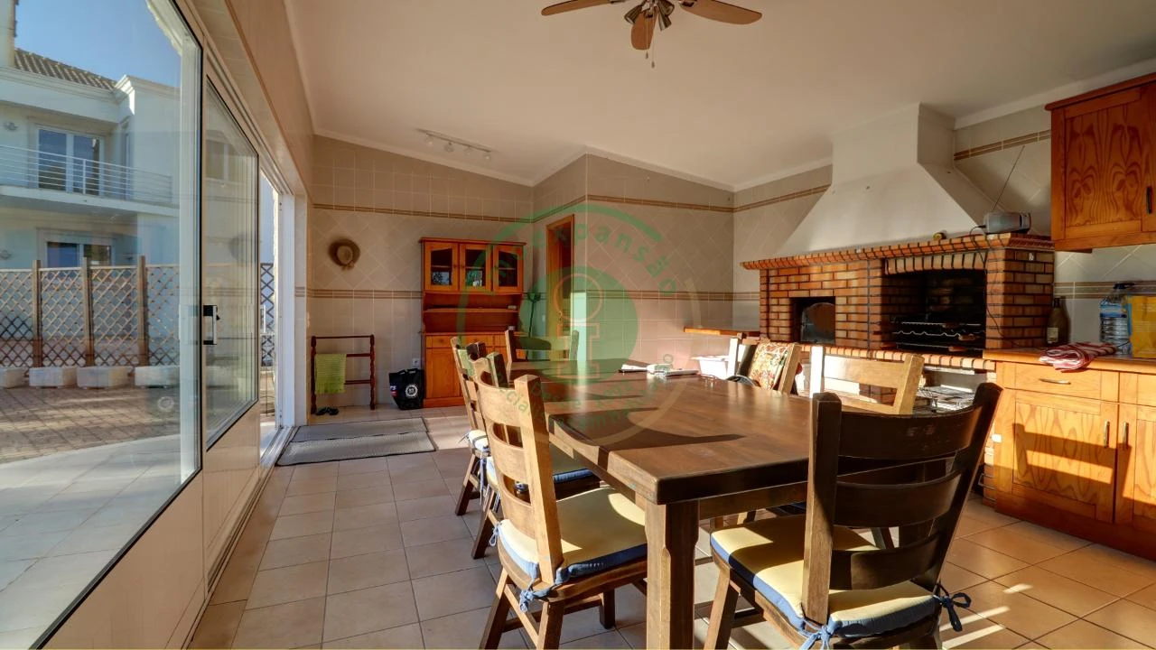 Moradia T4 para Venda em Buarcos Foto 32