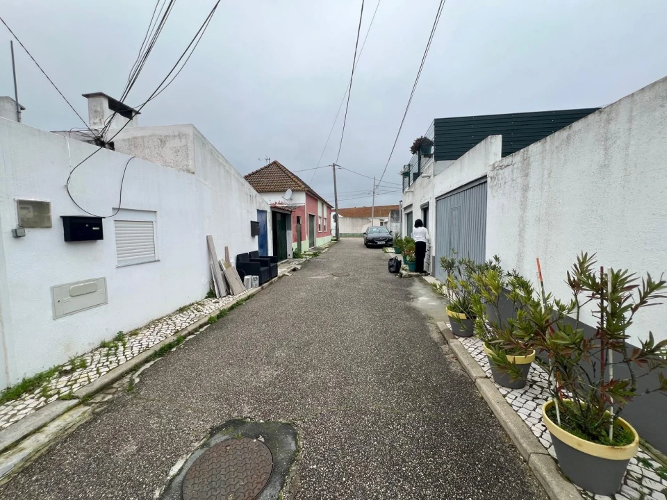 Moradia T3 para Arrendamento em Benavente Foto 22