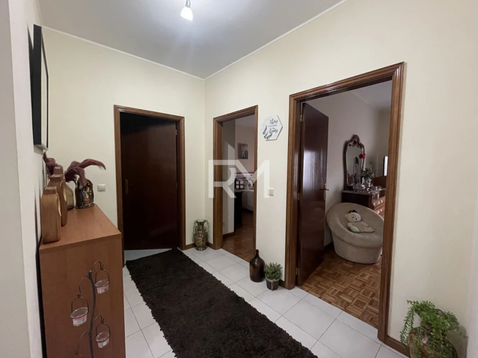 Apartamento T2 para Venda em Baltar Foto 9