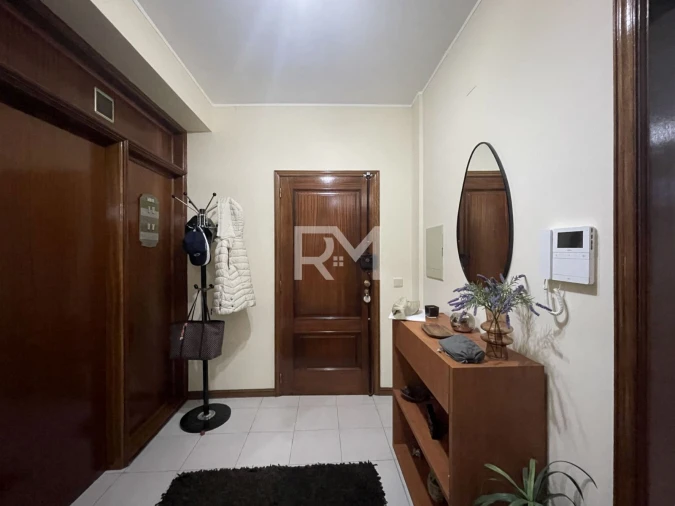 Apartamento T2 para Venda em Baltar Foto 5