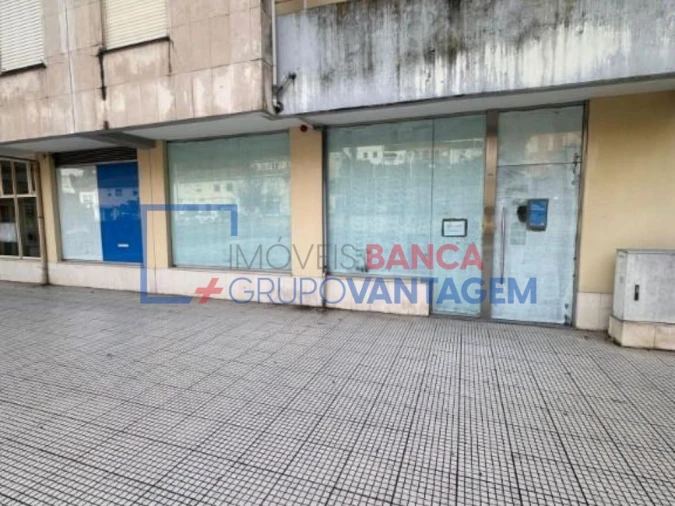 Loja para Venda em Miranda do Corvo Foto 3