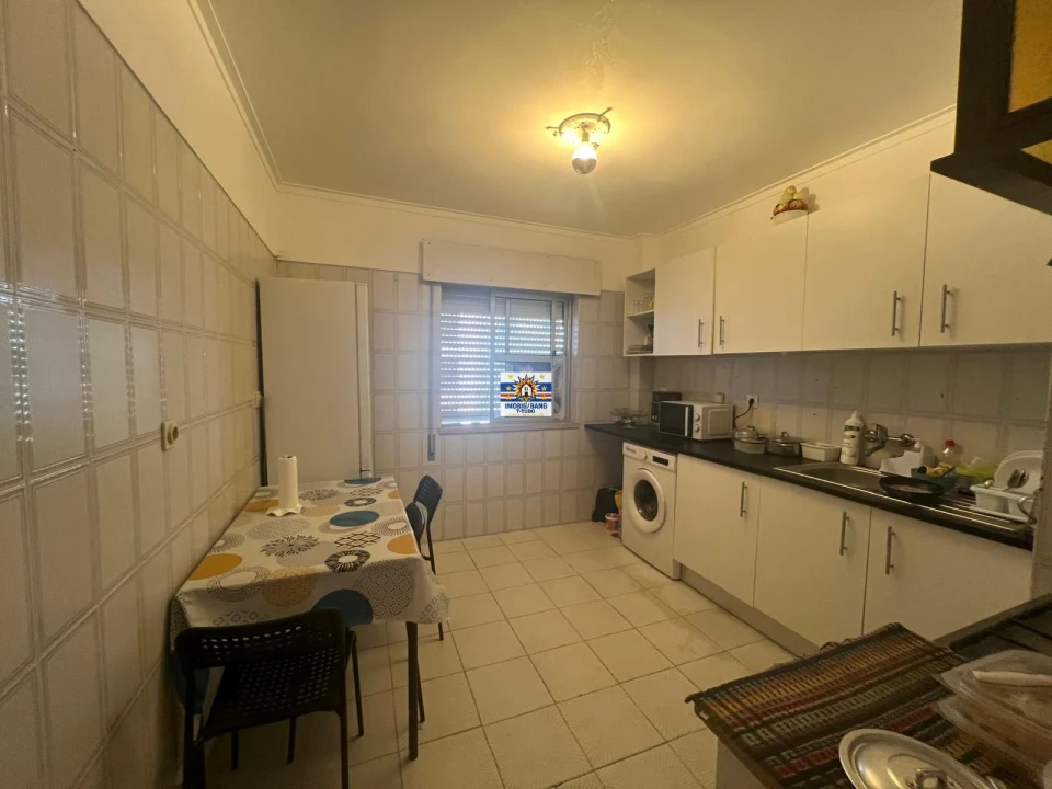 Apartamento T2 para Venda em Algueirão-Mem Martins Foto 7