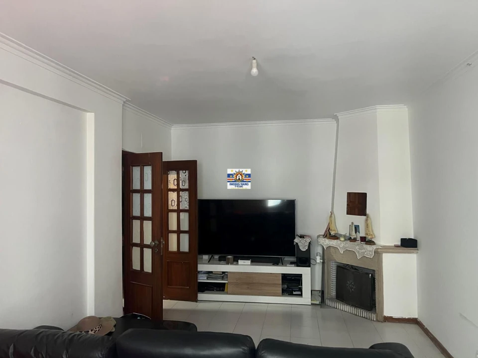 Apartamento T2 para Venda em Algueirão-Mem Martins Foto 4