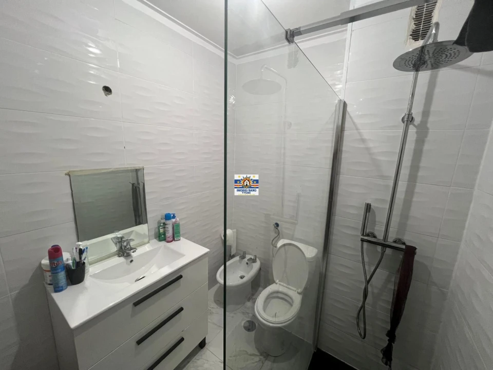 Apartamento T2 para Venda em Algueirão-Mem Martins Foto 10