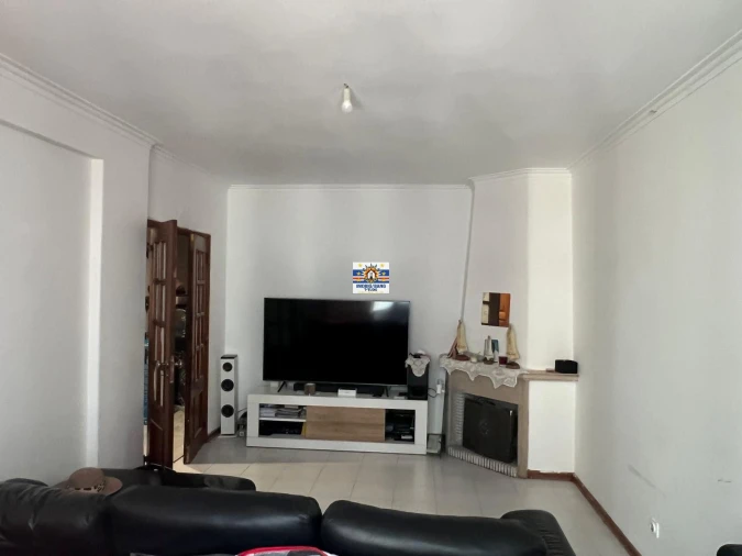 Apartamento T2 para Venda em Algueirão-Mem Martins Foto 15