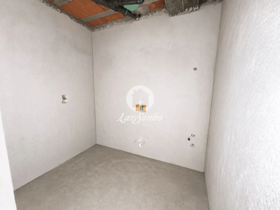 Apartamento T2 para Venda em Manhente Foto 11