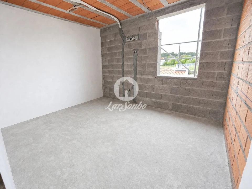 Apartamento T2 para Venda em Manhente Foto 14