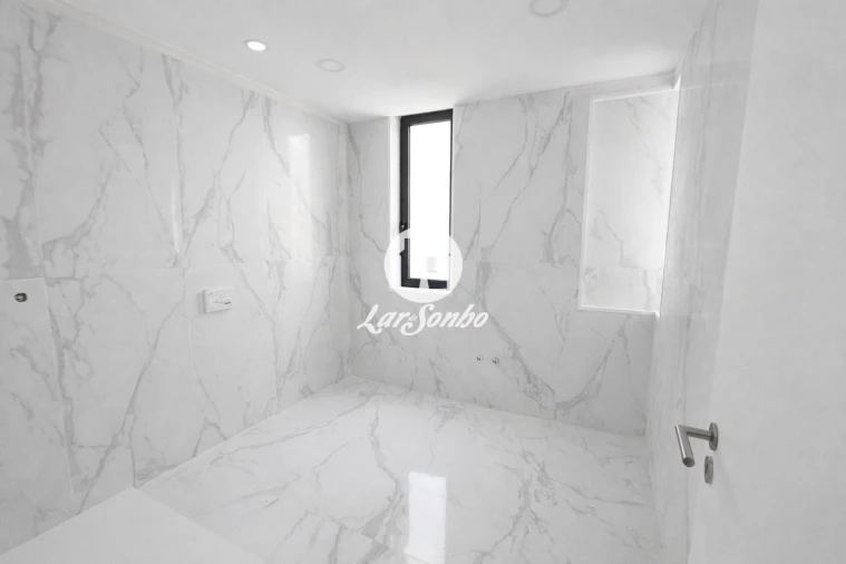 Moradia T3 para Venda em Silva Foto 17