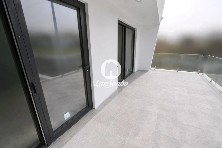 Moradia T3 para Venda em Abade de Neiva Foto 5