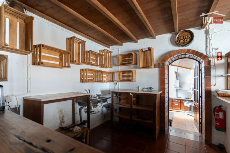 Negócio para Arrendamento em Alburitel Foto 4