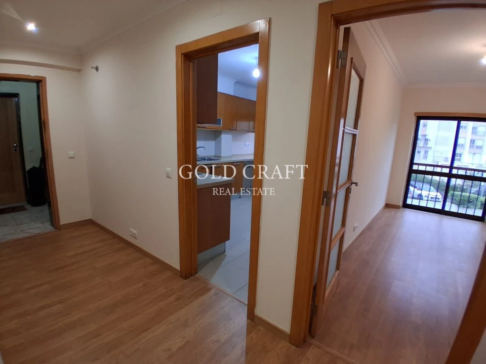 Apartamento T3 para Venda em Rio de Mouro Foto 6