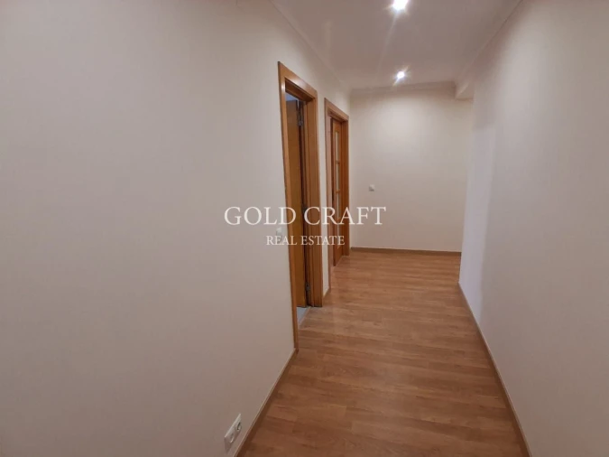 Apartamento T3 para Venda em Rio de Mouro Foto 12