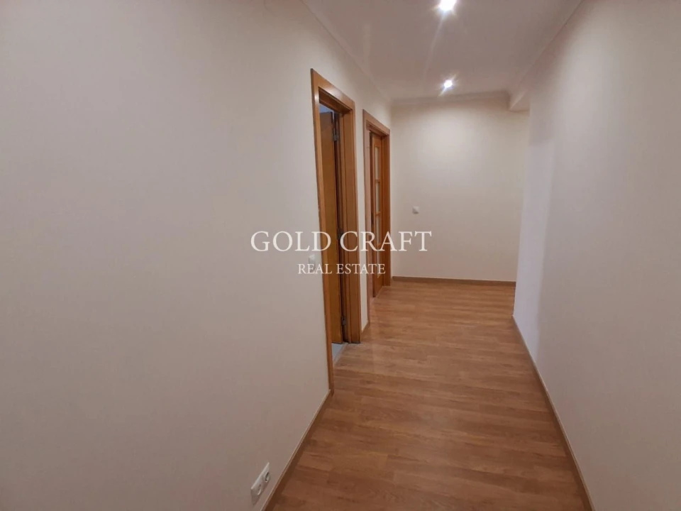 Apartamento T3 para Venda em Rio de Mouro Foto 12