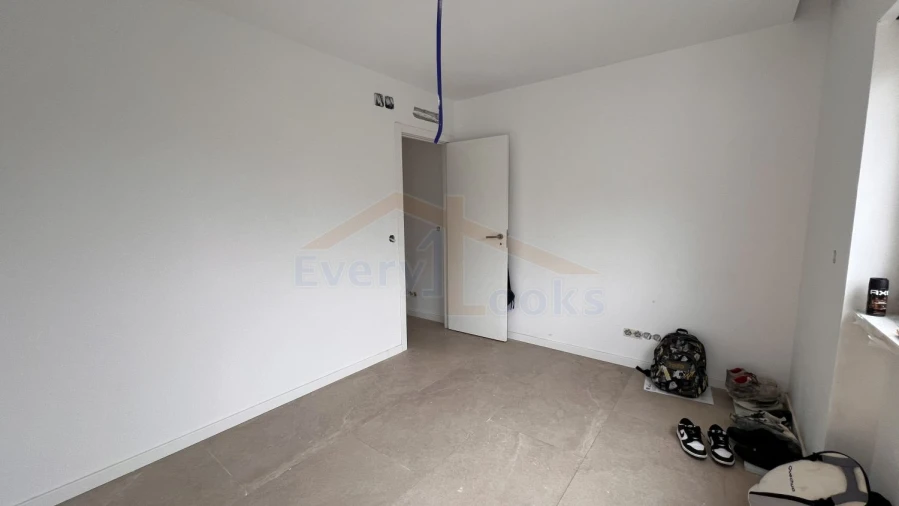 Moradia T3 para Venda em Santa Maria, São Pedro e Matacães Foto 14