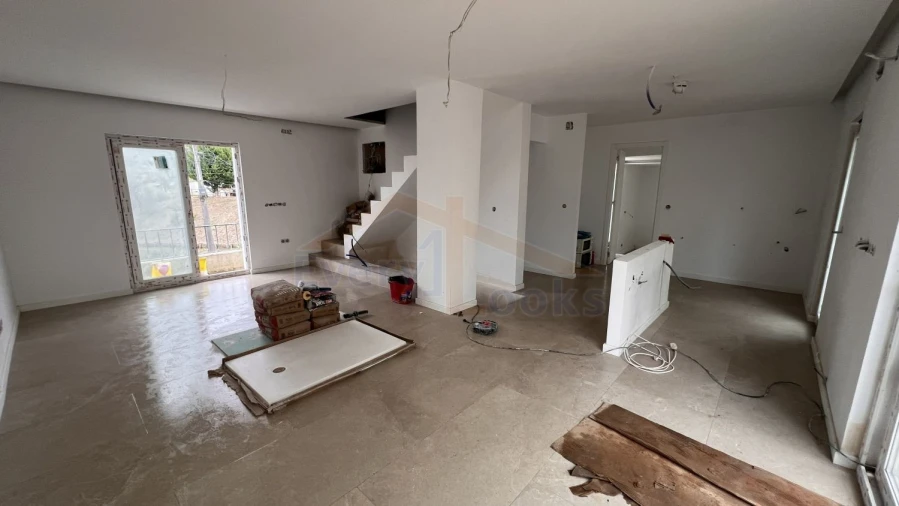 Moradia T3 para Venda em Santa Maria, São Pedro e Matacães Foto 9