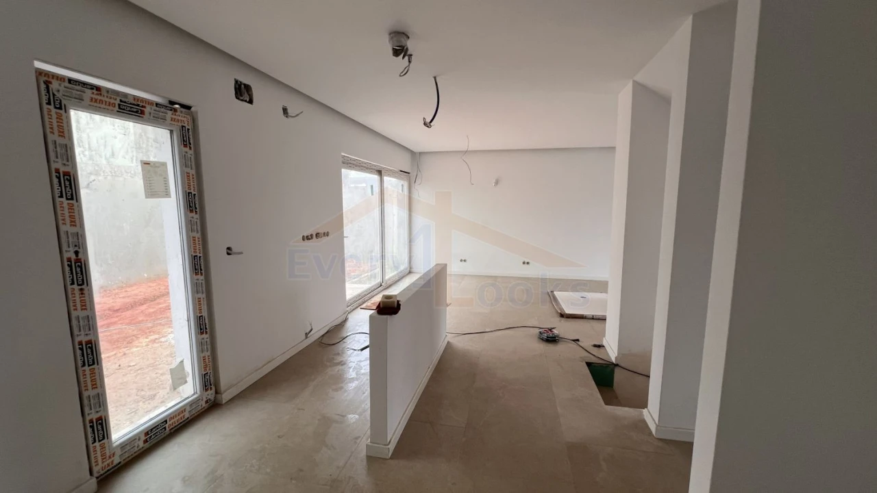 Moradia T3 para Venda em Santa Maria, São Pedro e Matacães Foto 7