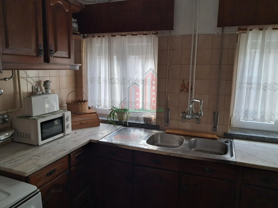 Apartamento T4 para Venda em Eiras e São Paulo de Frades Foto 6