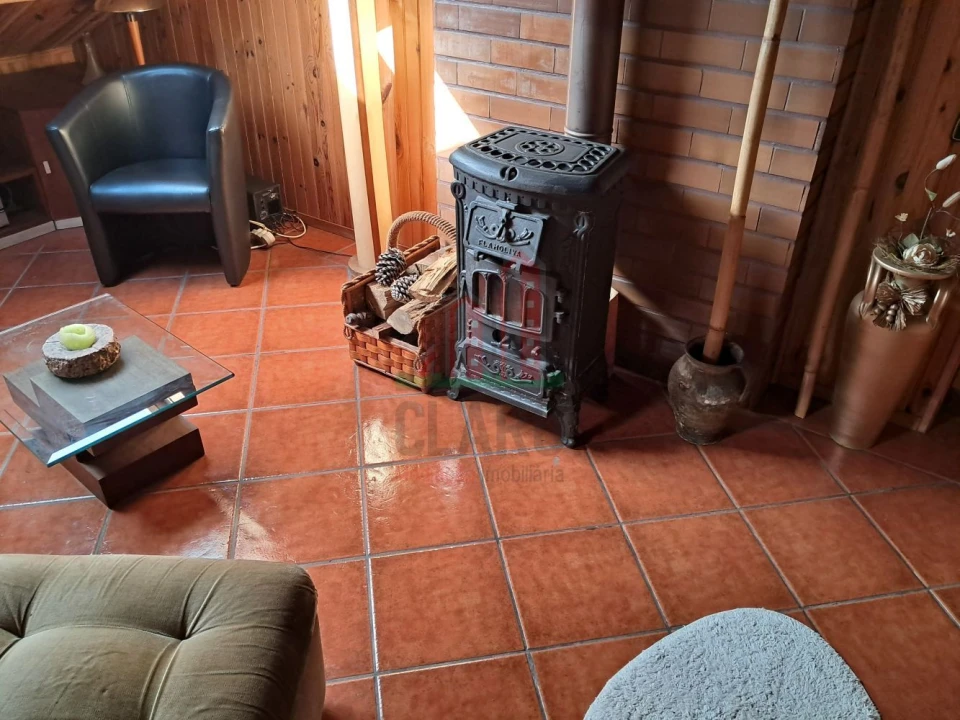 Apartamento T4 para Venda em Eiras e São Paulo de Frades Foto 3