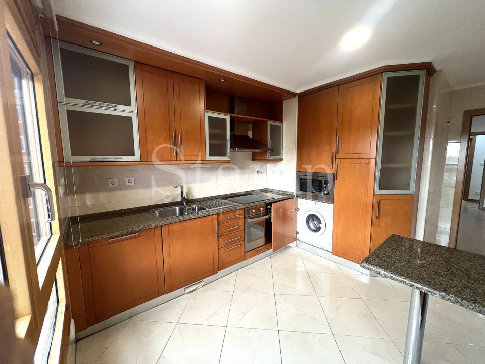 Apartamento T3 para Venda em Odivelas Foto 6