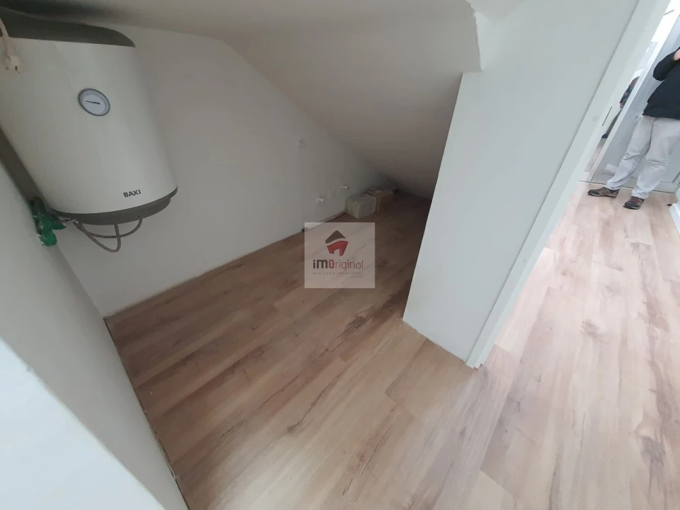 Loja para Venda em Mafamude e Vilar do Paraíso Foto 8