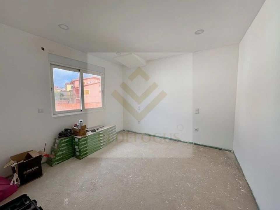 Moradia T2 para Venda em Rio Meão Foto 8