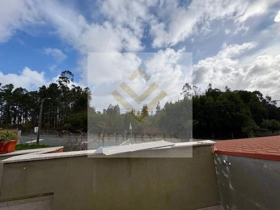 Moradia T2 para Venda em Rio Meão Foto 10